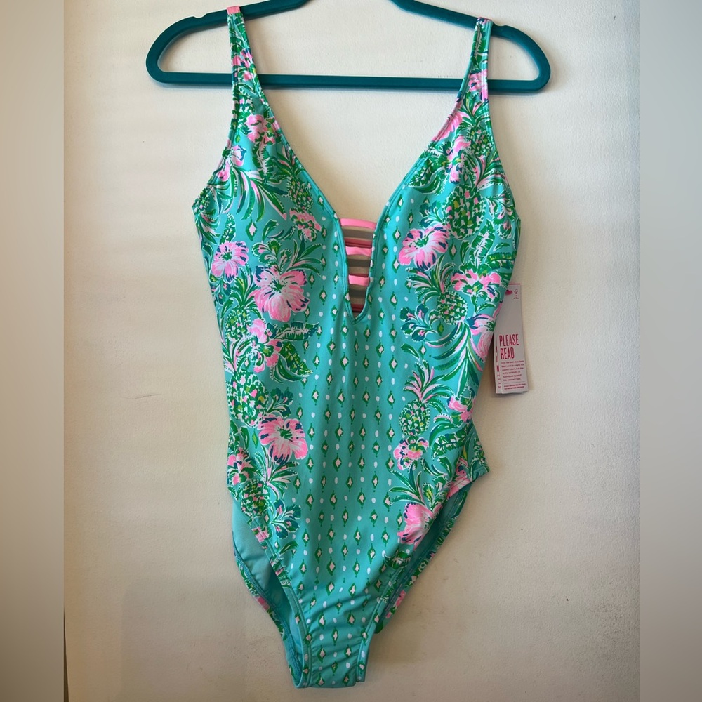 worn once, no tags, Lilly Pulitzer Jaspen Swimsuit 🔥